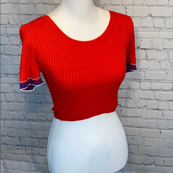 Forever 21 Tops - FOREVER 21 Sweater Short Sleeve Cropped Stretchy Red-Medium